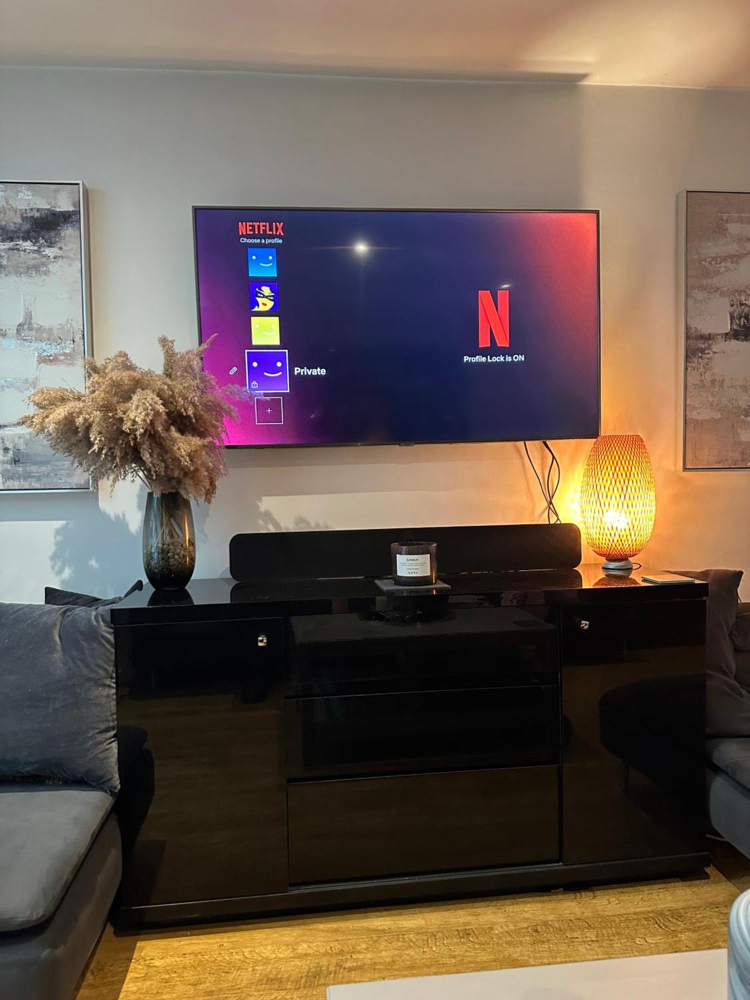 1 Bedroom Spacious And Private *